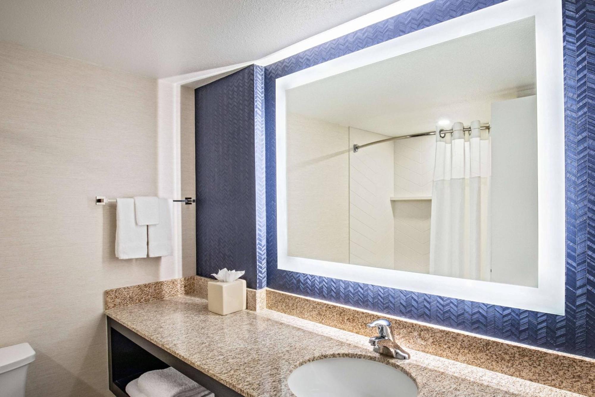 Fairfield By Marriott Hotel 3*