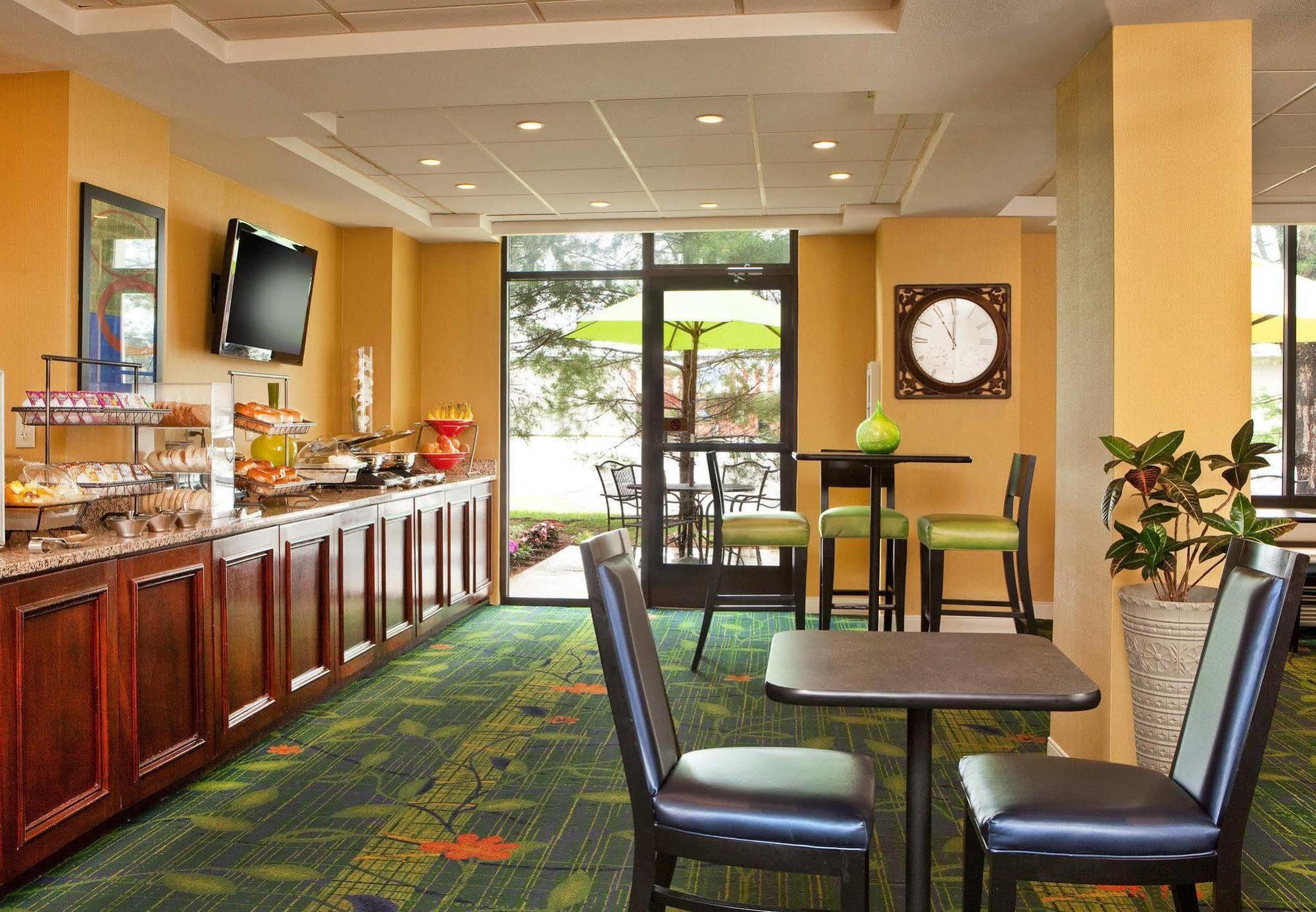 Hotel Fairfield By Marriott Bangor